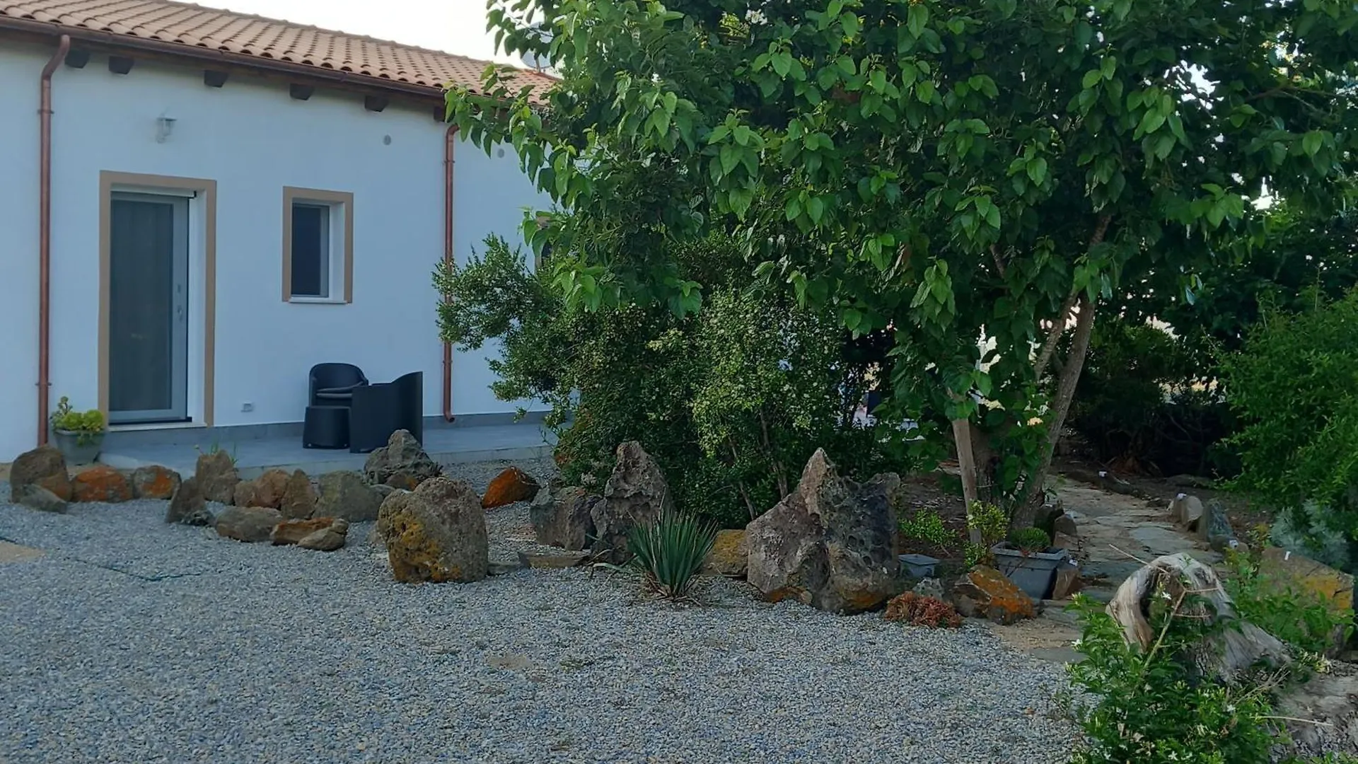 B&B Sa Corte Biancareddu Bed & Breakfast
